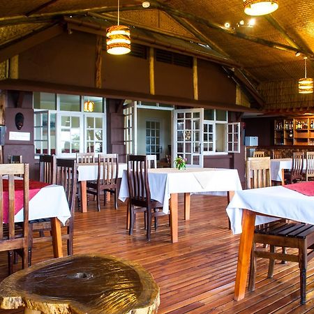 Queen Elizabeth Pvt Lodge Kichwamba Luaran gambar