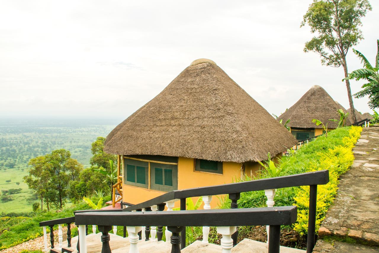 Queen Elizabeth Pvt Lodge Kichwamba Luaran gambar